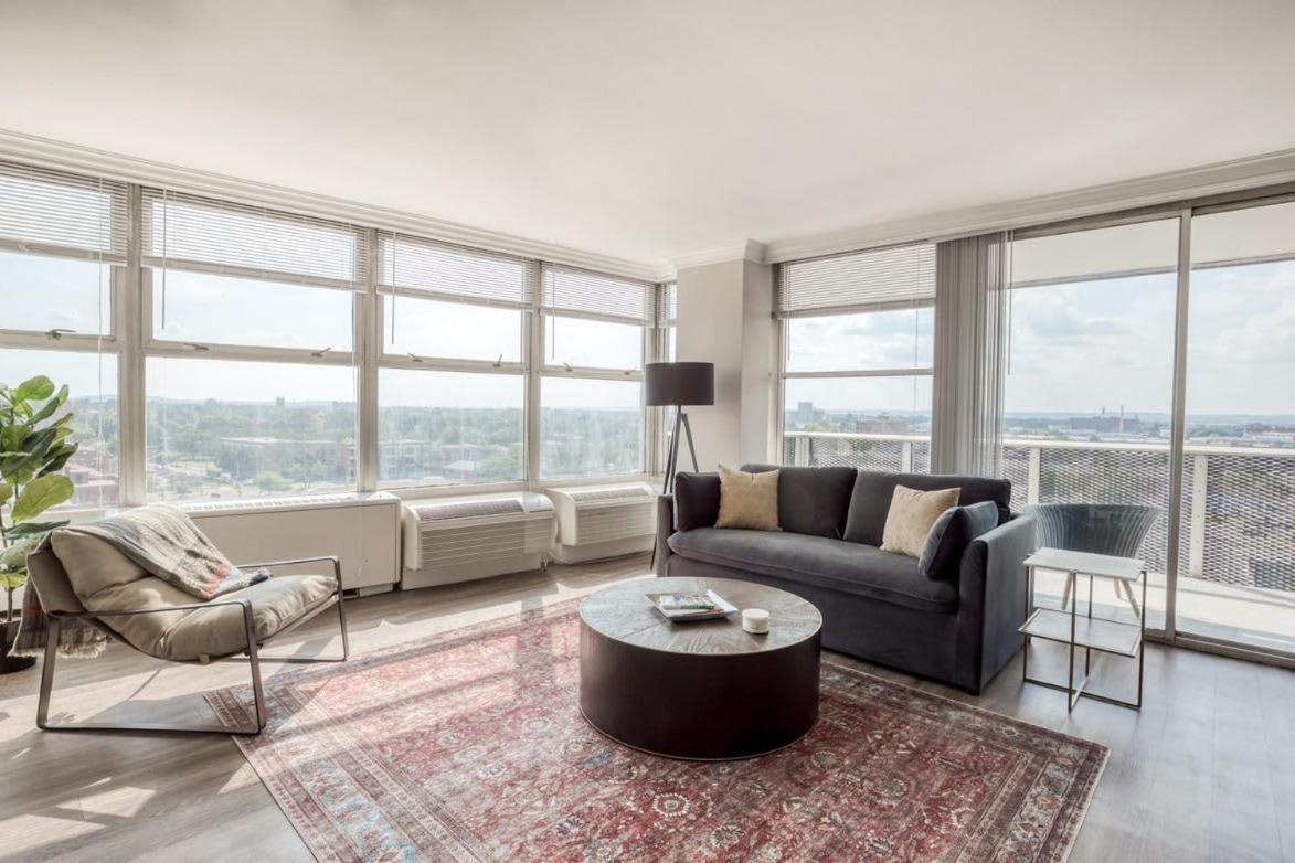 Cozysuites 800 Tower 1Br With Gym! 10 Луисвилл Экстерьер фото